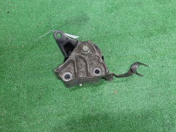 ПОДУШКА ДВС НА TOYOTA AVENSIS AZT250 1AZ-FSE
