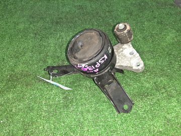 ПОДУШКА ДВС НА TOYOTA VITZ KSP130 1KR-FE