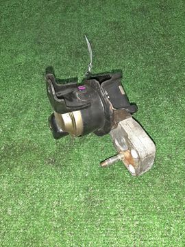ПОДУШКА ДВС НА TOYOTA COROLLA NZE121 1NZ-FE