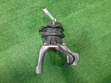 ПОДУШКА ДВС НА HONDA ELYSION RR3 J30A