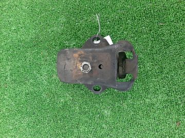ПОДУШКА ДВС НА TOYOTA HIACE LH85 2L