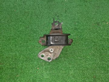 ПОДУШКА ДВС НА TOYOTA VITZ SCP10 1SZ-FE