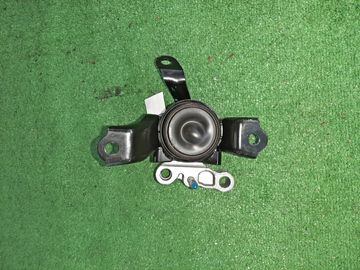 ПОДУШКА ДВС НА TOYOTA YARIS CROSS MXPB10 M15A-FKS