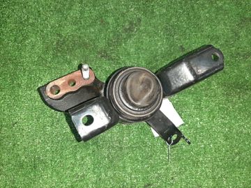 ПОДУШКА ДВС НА TOYOTA COROLLA  AXIO NRE161 2NR-FKE