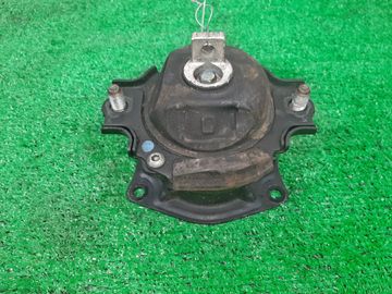 ПОДУШКА ДВС НА HONDA INSPIRE UC1 J30A