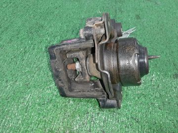 ПОДУШКА ДВС НА HONDA PARTNER GJ4 L15A