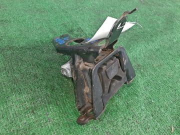 ПОДУШКА ДВС НА TOYOTA VITZ KSP130 1KR-FE