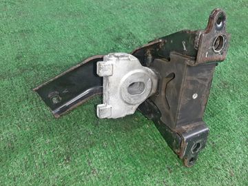 ПОДУШКА ДВС НА TOYOTA VITZ KSP130 1KR-FE