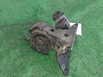 ПОДУШКА ДВС НА NISSAN SERENA TC24 QR20DE