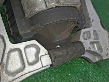 ПОДУШКА ДВС НА MAZDA AXELA BKEP LF-VE