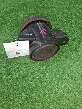 ПОДУШКА ДВС НА NISSAN LEAF ZE1 EM57