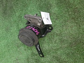 ПОДУШКА ДВС НА TOYOTA IPSUM SXM10G 3S-FE