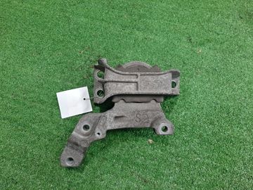 ПОДУШКА ДВС НА NISSAN JUKE YF15 HR15DE