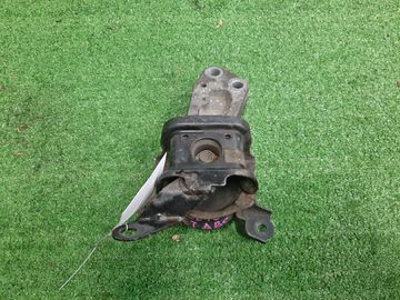 ПОДУШКА ДВС НА TOYOTA COROLLA NZE121 1NZ-FE
