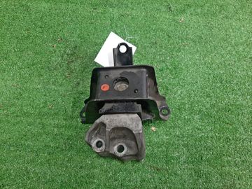 ПОДУШКА ДВС НА TOYOTA PASSO KGC30 1KR-FE