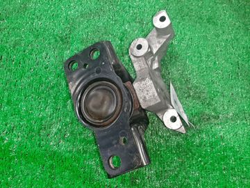 ПОДУШКА ДВС НА NISSAN TIIDA LATIO SC11 HR15DE