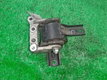 ПОДУШКА ДВС НА MITSUBISHI GALANT FORTIS CY4A 4B11