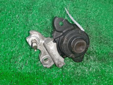 ПОДУШКА ДВС НА HONDA FIT GD1 L13A