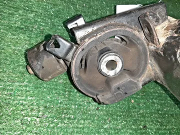 ПОДУШКА ДВС НА TOYOTA COROLLA NZE121 1NZ-FE