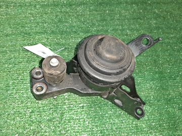 ПОДУШКА ДВС НА TOYOTA AQUA NHP10 1NZ-FXE