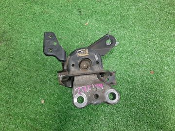 ПОДУШКА ДВС НА TOYOTA COROLLA  AXIO ZRE142 2ZR-FE