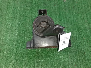 ПОДУШКА ДВС НА NISSAN LIBERTY RM12 QR20DE