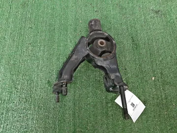 ПОДУШКА ДВС НА TOYOTA COROLLA  AXIO ZRE142 2ZR-FE