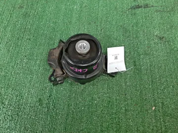 ПОДУШКА ДВС НА HONDA VEZEL RU3 LEB