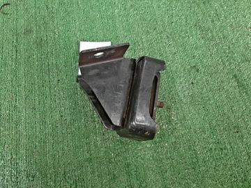 ПОДУШКА ДВС НА NISSAN VANETTE SE88MN F8