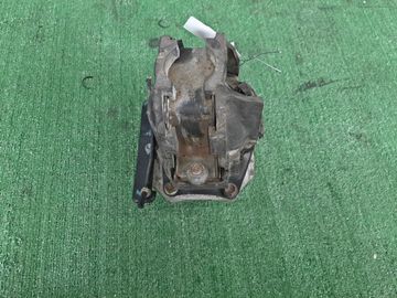 ПОДУШКА ДВС НА HONDA INSPIRE UC1 J30A