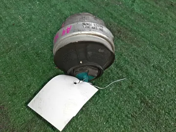 ПОДУШКА ДВС НА AUDI A4 8E ALT