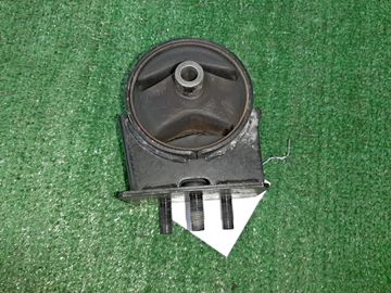 ПОДУШКА ДВС НА NISSAN RNESSA PNN30 KA24DE