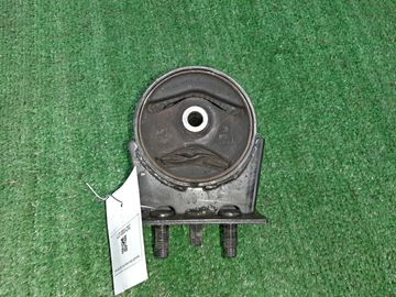 ПОДУШКА ДВС НА NISSAN RNESSA PNN30 KA24DE