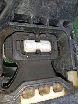 ПОДУШКА ДВС НА HONDA VEZEL RV5 LEC