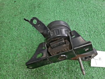 ПОДУШКА ДВС НА TOYOTA VITZ SCP90 2SZ-FE