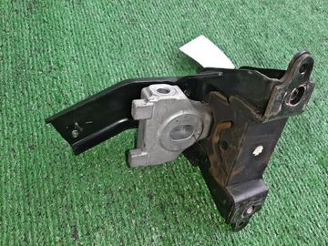 ПОДУШКА ДВС НА TOYOTA VITZ KSP130 1KR-FE