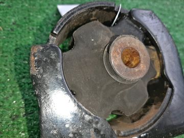 ПОДУШКА ДВС НА TOYOTA COROLLA NZE121 1NZ-FE