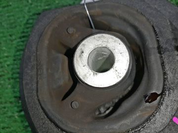 ПОДУШКА ДВС НА HONDA VEZEL RV5 LEC