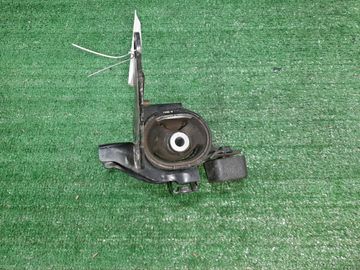 ПОДУШКА ДВС НА TOYOTA ISIS ZNM10W 1ZZ-FE