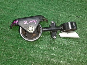 ПОДУШКА ДВС НА TOYOTA ESTIMA ACR30W 2AZ-FE