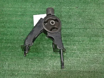 ПОДУШКА ДВС НА TOYOTA ISIS ZGM10G 2ZR-FAE