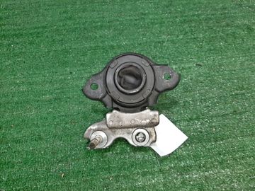 ПОДУШКА ДВС НА HONDA FIT GD1 L13A