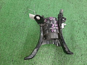 ПОДУШКА ДВС НА TOYOTA PRIUS ZVW50 2ZR-FXE