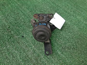 ПОДУШКА ДВС НА TOYOTA CARINA ST195 3S-FE