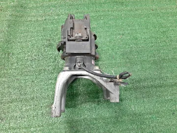 ПОДУШКА ДВС НА HONDA INSPIRE UC1 J30A