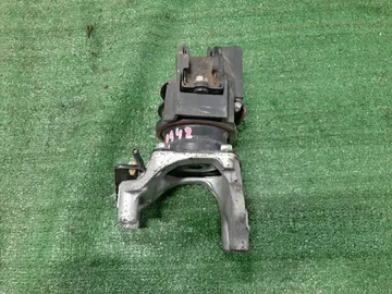 ПОДУШКА ДВС НА HONDA INSPIRE UC1 J30A