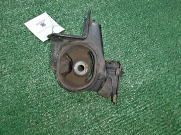 ПОДУШКА ДВС НА TOYOTA PREMIO ZZT245 1ZZ-FE