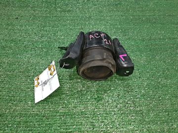 ПОДУШКА ДВС НА TOYOTA IPSUM ACM21W 2AZ-FE