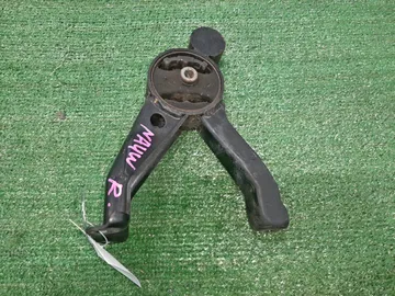 ПОДУШКА ДВС НА MITSUBISHI GRANDIS NA4W 4G69