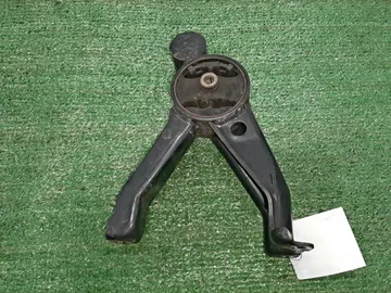 ПОДУШКА ДВС НА MITSUBISHI GRANDIS NA4W 4G69